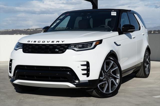 new 2025 Land Rover Discovery car, priced at $76,715