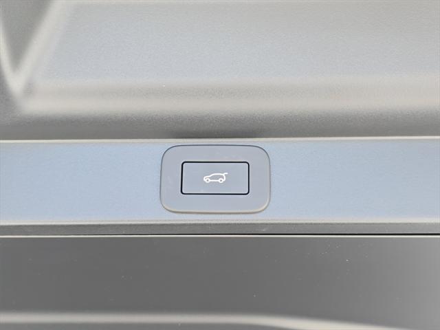 new 2025 Land Rover Range Rover car, priced at $148,245