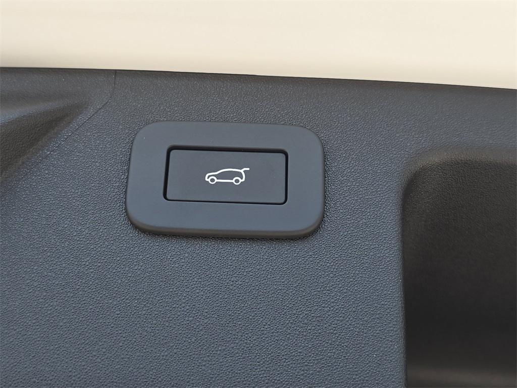 new 2025 Land Rover Discovery Sport car, priced at $59,988