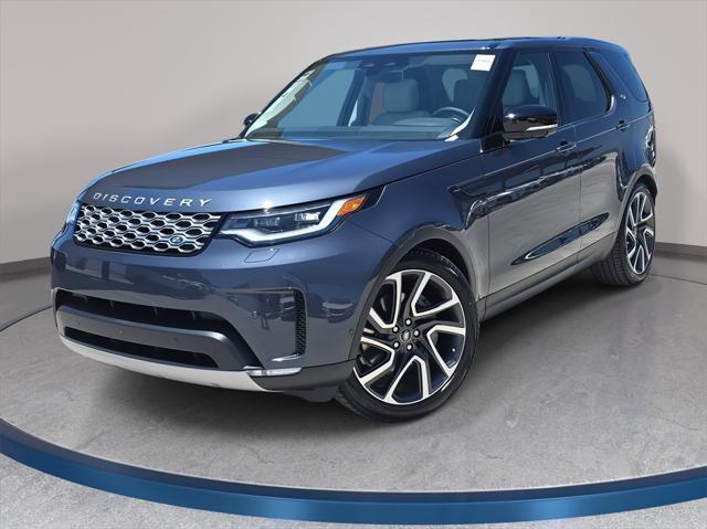 new 2025 Land Rover Discovery car, priced at $68,818