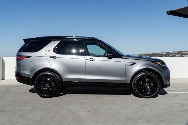 new 2025 Land Rover Discovery car, priced at $84,563