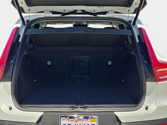 used 2021 Volvo XC40 car, priced at $24,990