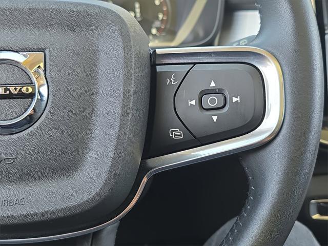 used 2021 Volvo XC40 car, priced at $24,990