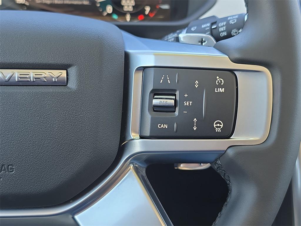 used 2025 Land Rover Discovery car, priced at $52,790