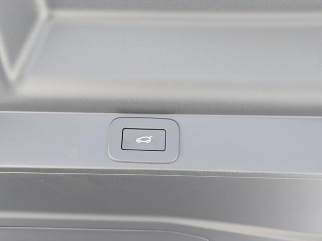 new 2025 Land Rover Range Rover car, priced at $136,850