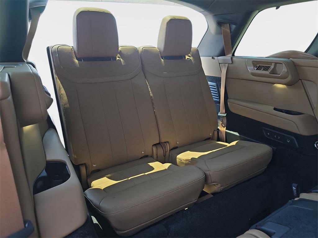 new 2025 Land Rover Range Rover car, priced at $147,535