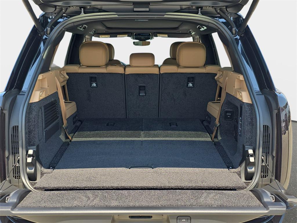new 2025 Land Rover Range Rover car, priced at $147,535