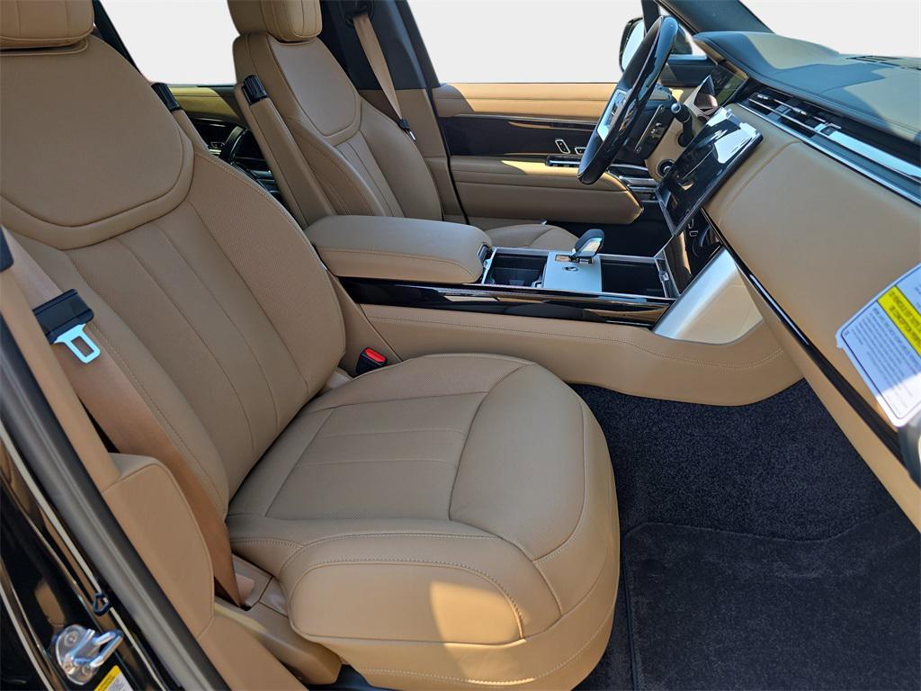 new 2025 Land Rover Range Rover car, priced at $147,535
