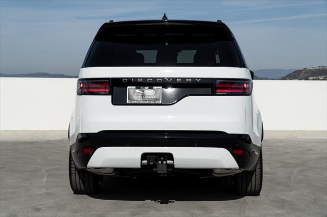 new 2025 Land Rover Discovery car, priced at $76,728