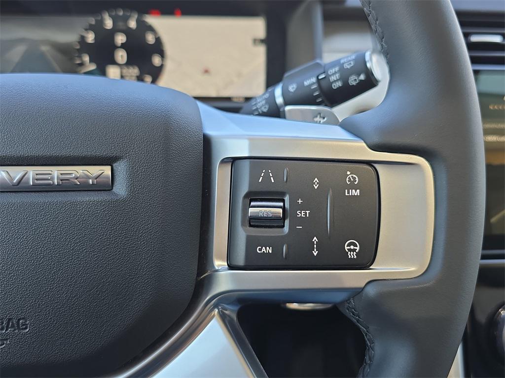 used 2025 Land Rover Discovery car, priced at $59,740