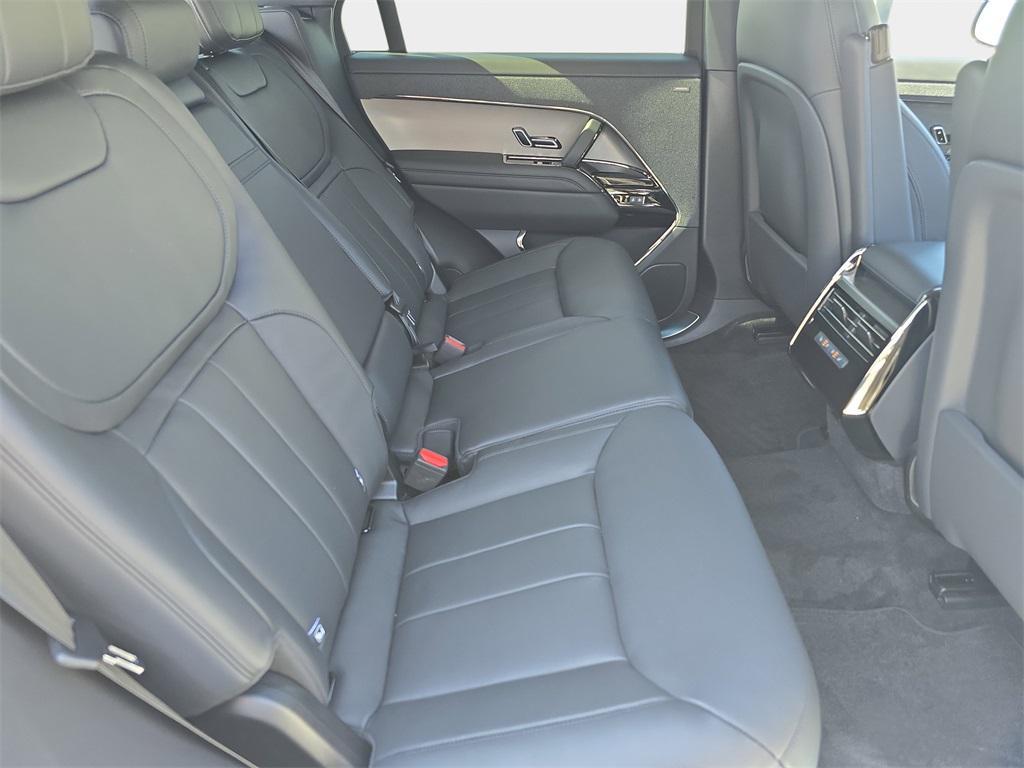 new 2025 Land Rover Range Rover Sport car