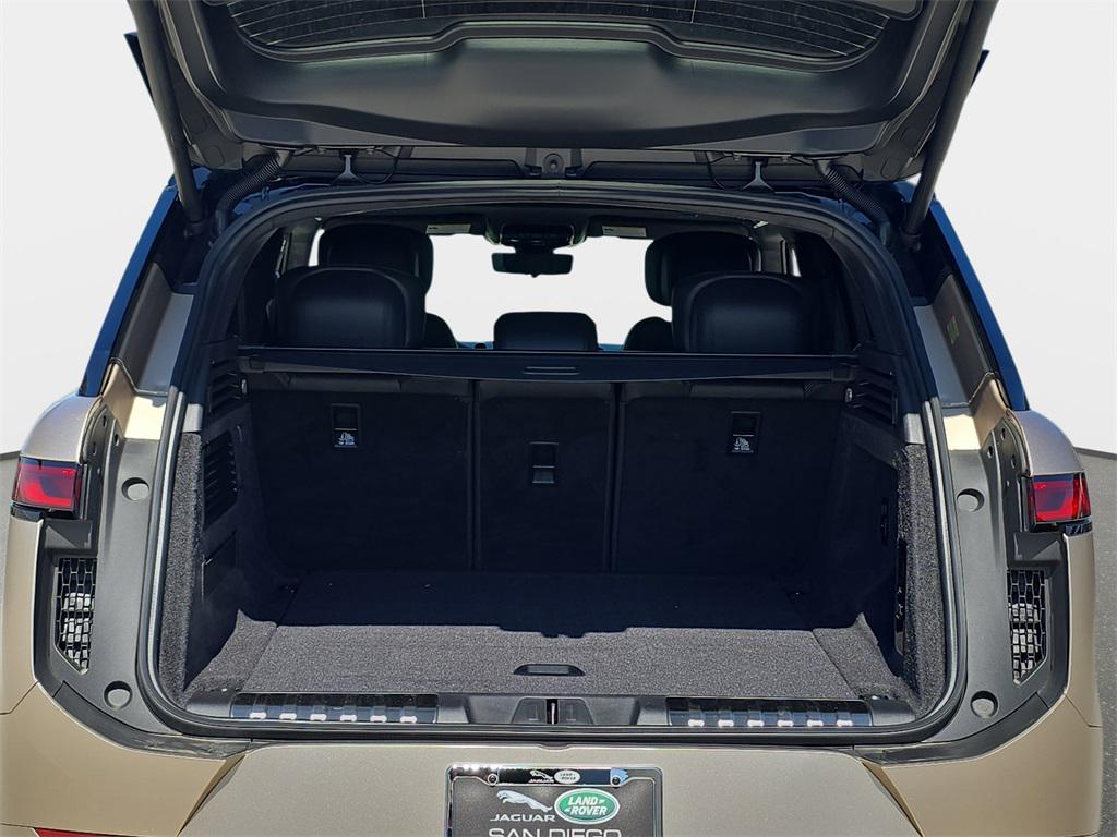new 2025 Land Rover Range Rover Sport car, priced at $146,955