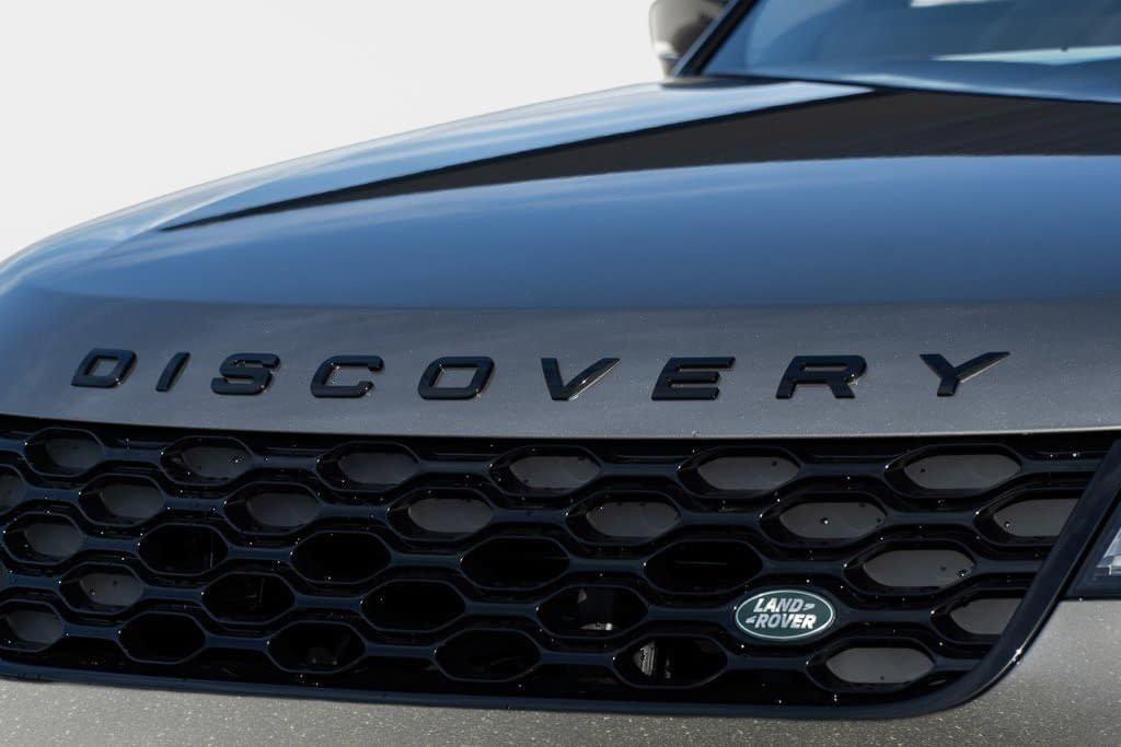 used 2025 Land Rover Discovery car, priced at $60,998