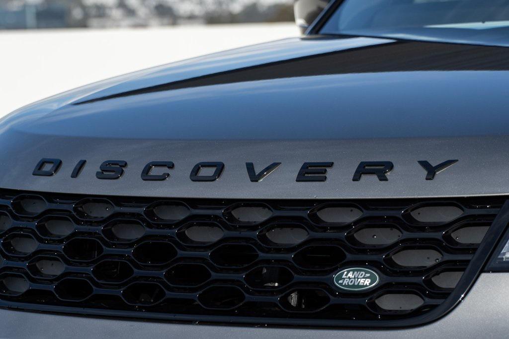 used 2025 Land Rover Discovery car, priced at $61,990