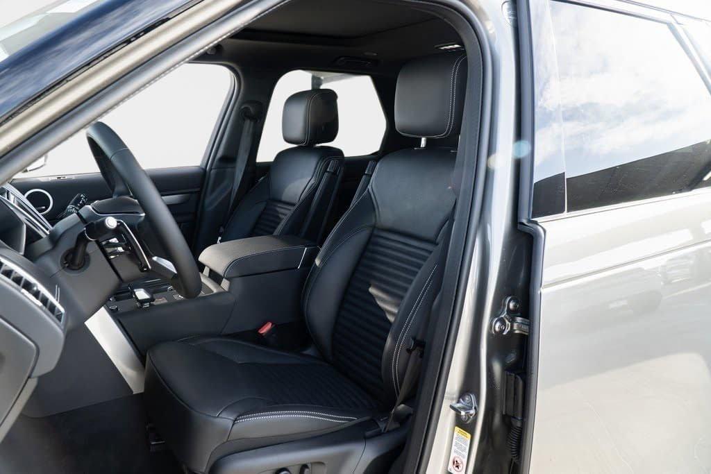 used 2025 Land Rover Discovery car, priced at $60,998