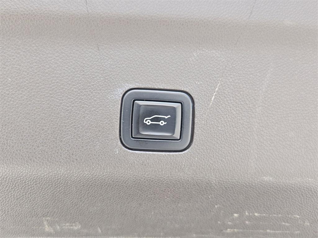 used 2021 Chevrolet Tahoe car, priced at $42,899