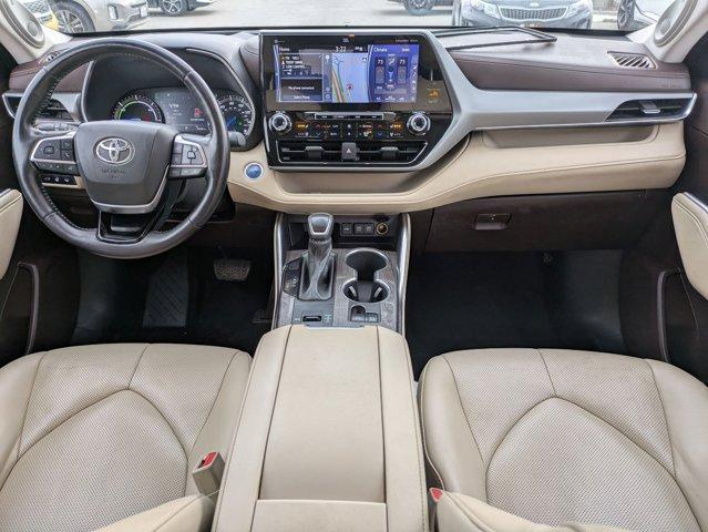 used 2021 Toyota Highlander Hybrid car, priced at $35,904