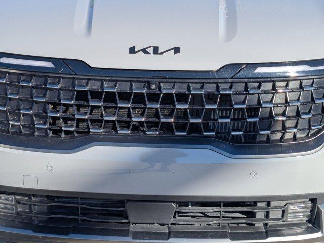 used 2025 Kia Carnival Hybrid car, priced at $47,270