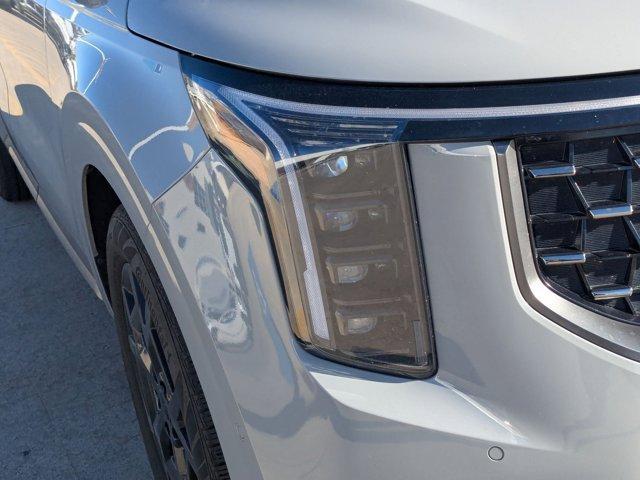 used 2025 Kia Carnival Hybrid car, priced at $47,270