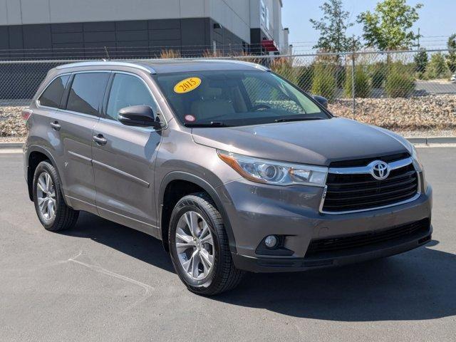 used 2015 Toyota Highlander car, priced at $14,899
