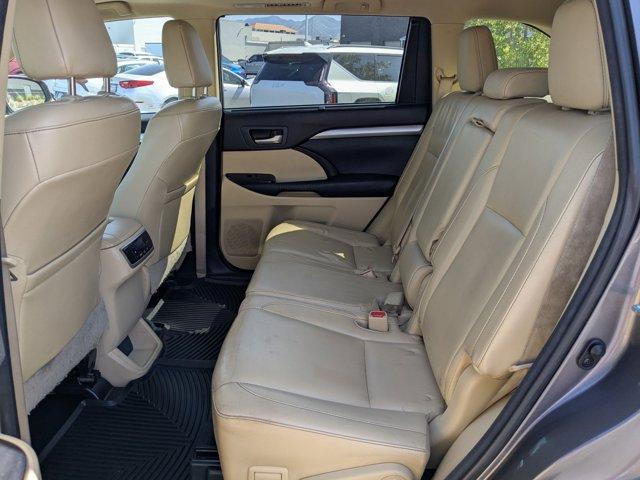 used 2015 Toyota Highlander car, priced at $14,899