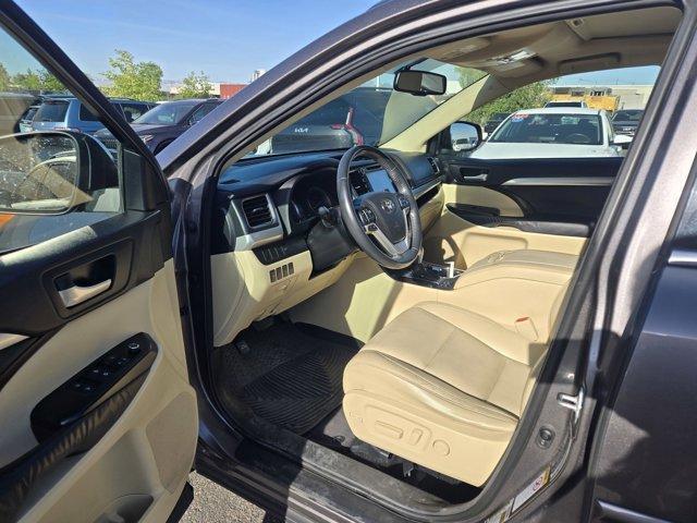 used 2015 Toyota Highlander car, priced at $16,623