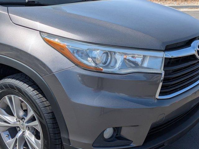 used 2015 Toyota Highlander car, priced at $14,899