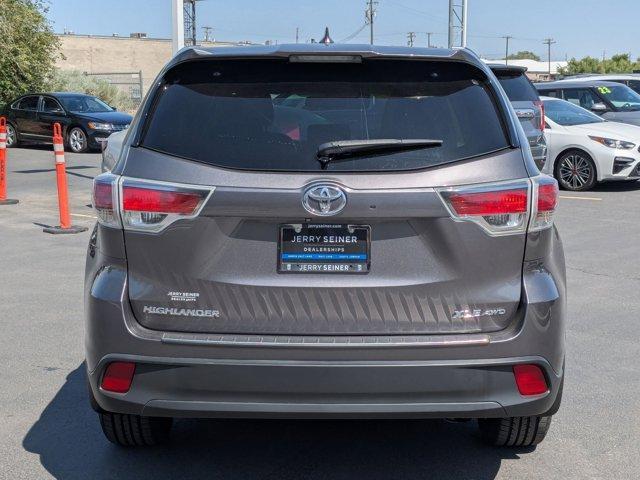 used 2015 Toyota Highlander car, priced at $14,899