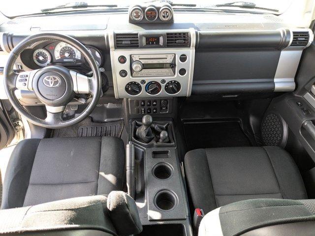 used 2007 Toyota FJ Cruiser car, priced at $14,700