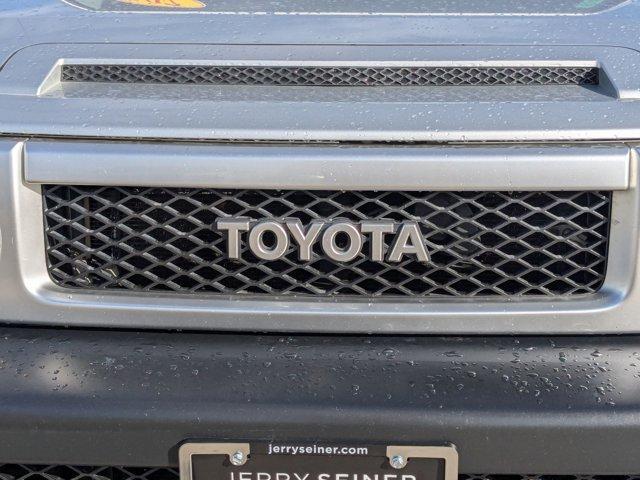 used 2007 Toyota FJ Cruiser car, priced at $14,700