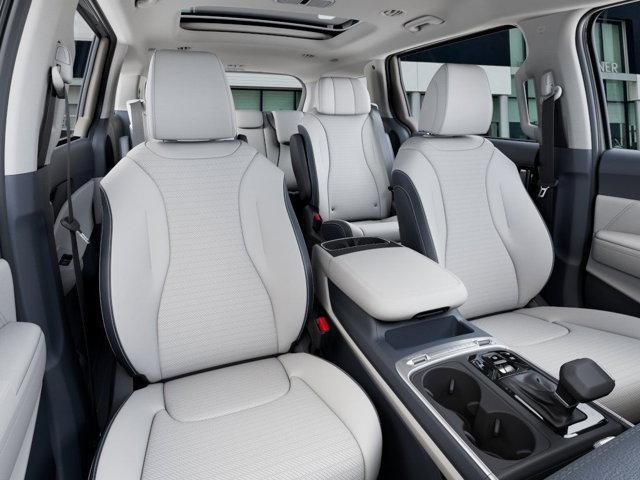 new 2025 Kia Carnival car, priced at $50,117