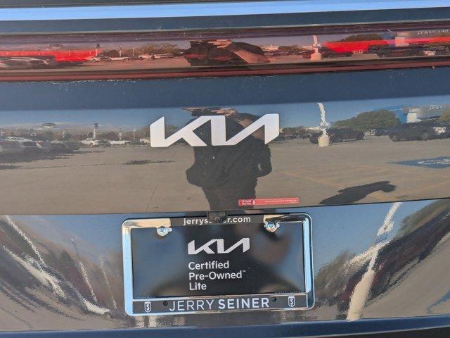 used 2025 Kia Carnival car, priced at $34,986