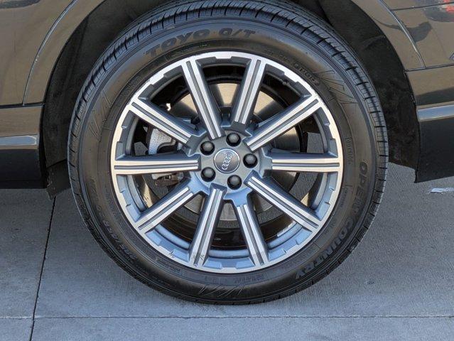 used 2019 Audi Q7 car, priced at $12,879