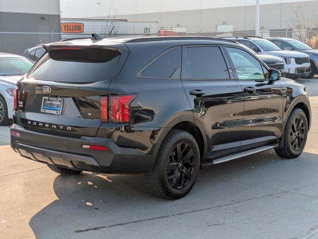 used 2021 Kia Sorento car, priced at $23,452