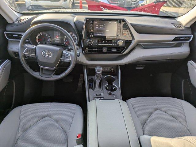 used 2022 Toyota Highlander car, priced at $33,046