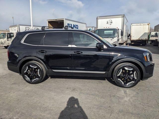 used 2024 Kia Telluride car, priced at $42,289