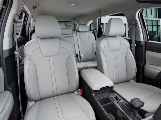 new 2025 Kia Sorento car, priced at $39,025