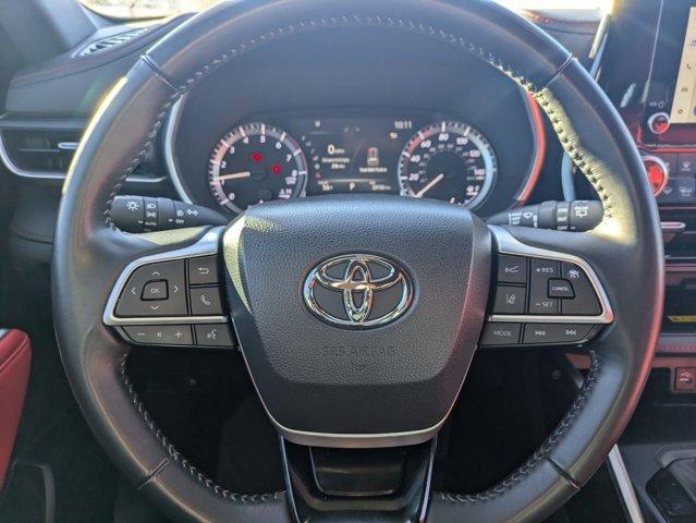 used 2023 Toyota Highlander car, priced at $44,378