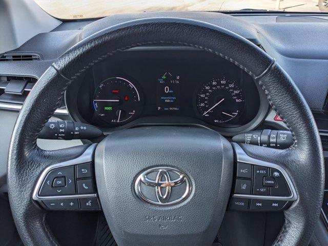 used 2021 Toyota Sienna car, priced at $31,005