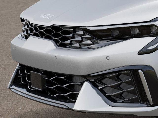 new 2025 Kia K5 car, priced at $30,017