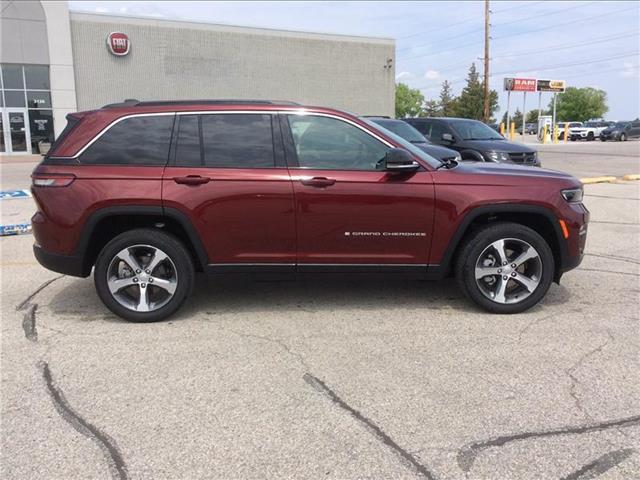 new 2024 Jeep Grand Cherokee car, priced at $56,430