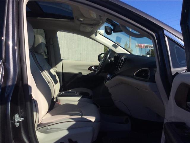 used 2020 Chrysler Pacifica car, priced at $19,995