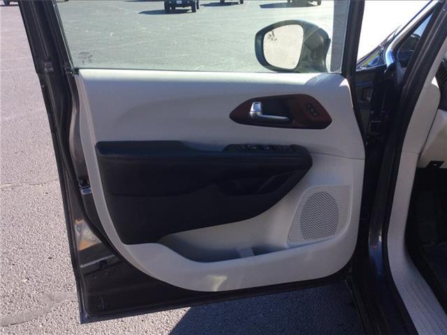 used 2020 Chrysler Pacifica car, priced at $19,995