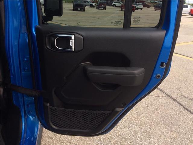 new 2025 Jeep Wrangler car, priced at $59,335
