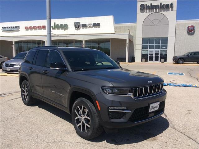 new 2025 Jeep Grand Cherokee car, priced at $47,495
