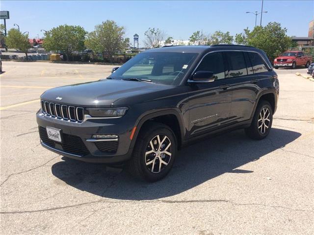 new 2025 Jeep Grand Cherokee car, priced at $47,495