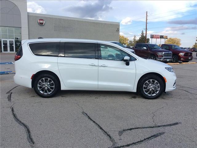 new 2023 Chrysler Pacifica car, priced at $53,205