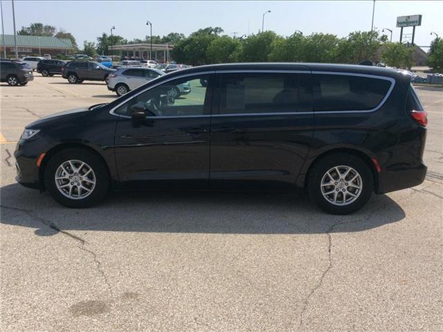 used 2023 Chrysler Pacifica car, priced at $19,995