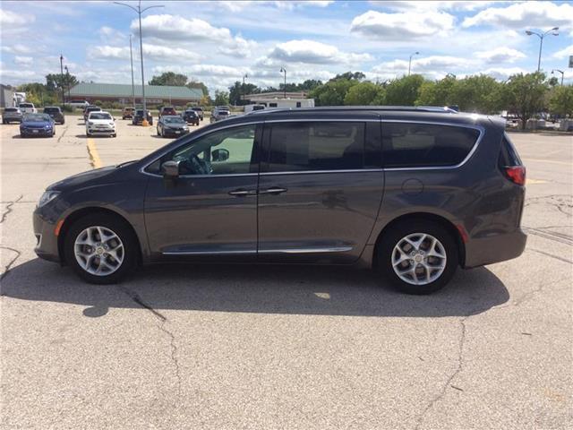 used 2020 Chrysler Pacifica car, priced at $25,995