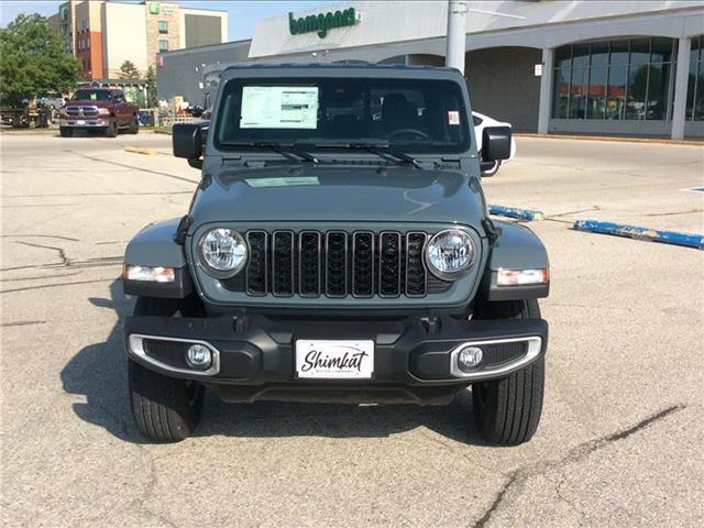 new 2024 Jeep Gladiator car, priced at $50,425